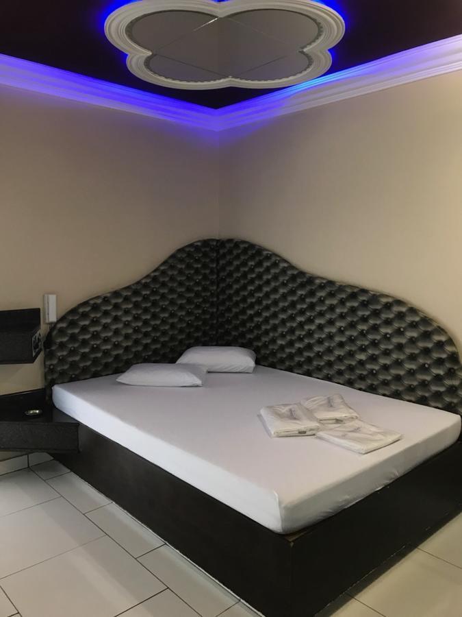 Genus Motel (Adults Only) Uberaba Eksteriør bilde